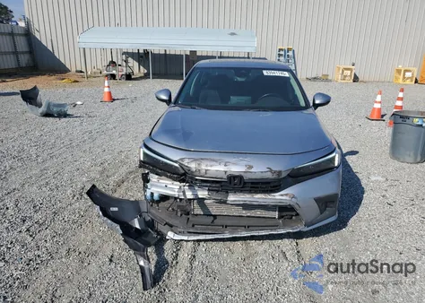 2023 Honda Civic Touring z USA, uszkodzony, nr VIN 2HGFE1F91PH307966